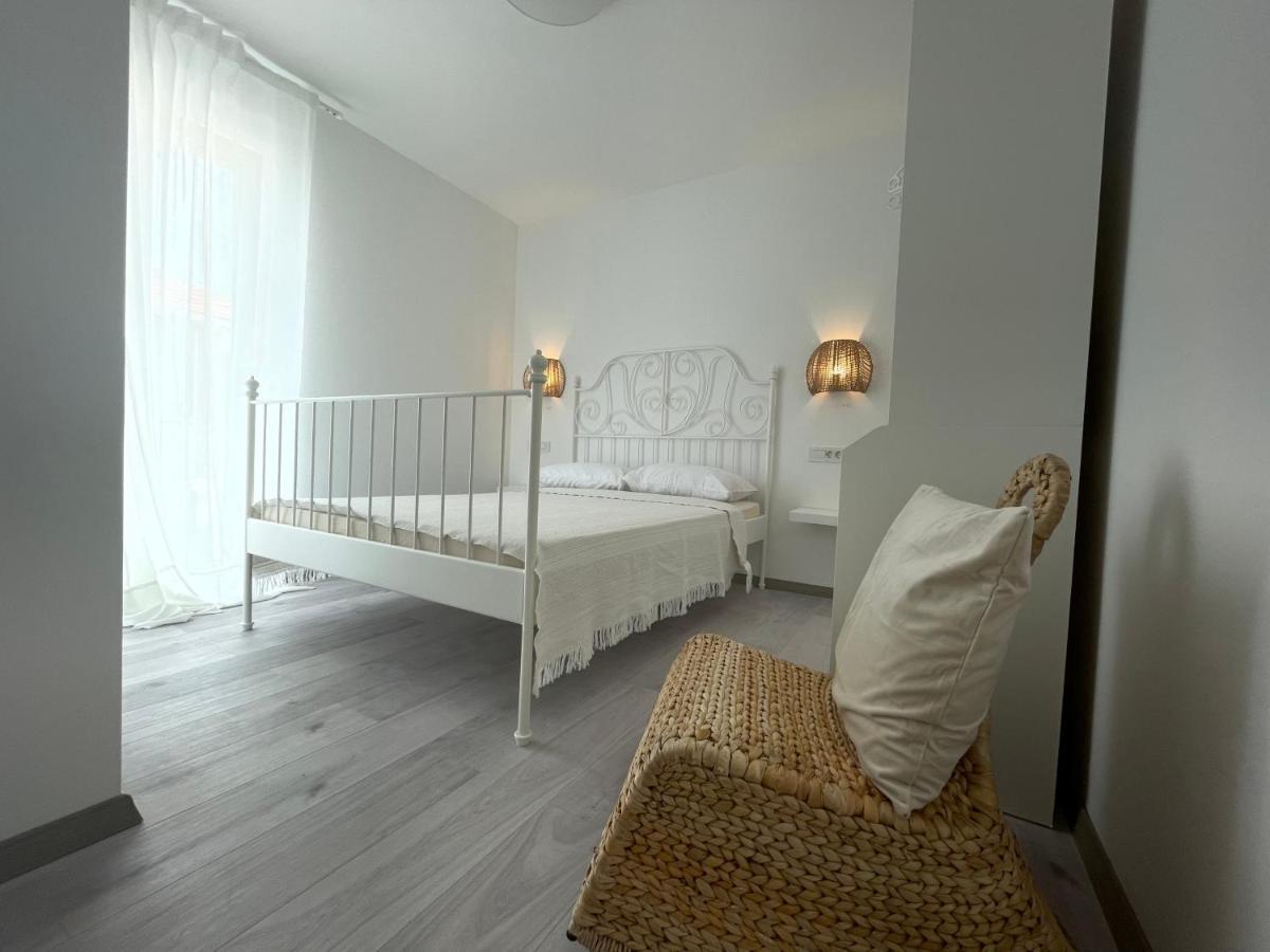 Vila Regina Apartment Paloma With Swimming Pool イェゼラ エクステリア 写真