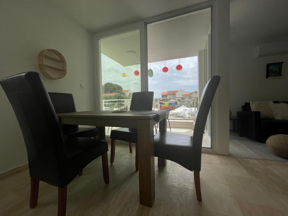 Vila Regina Apartment Paloma With Swimming Pool イェゼラ エクステリア 写真