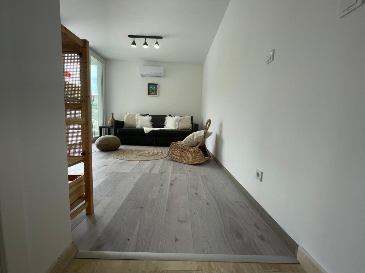 Vila Regina Apartment Paloma With Swimming Pool イェゼラ エクステリア 写真